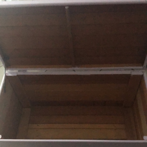 Purple Storage Chest - Picture 3 of 3